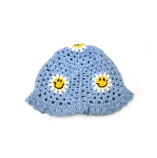 Smile Face Mohair Corchet Bucket Hat