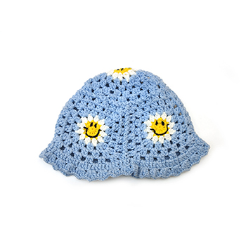 Smile Face Mohair Corchet Bucket Hat