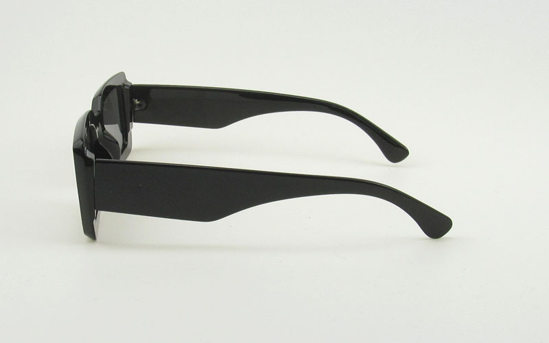 Square Plastic Sunglasses