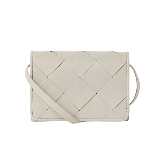 Diagonal Quilted Magnet Buckle Flap Crossbody Bag