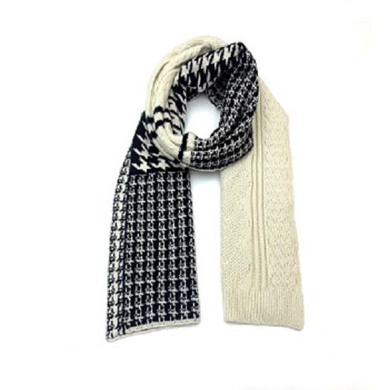 Acrilyc Women Knitted Scarves