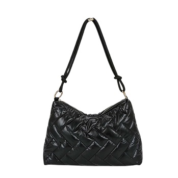 Knotted Handle Quilted Zipper Closure Shoulder Bag