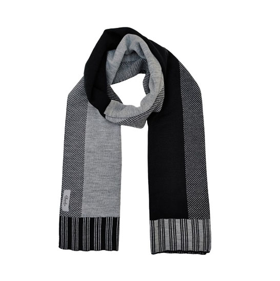 Man Contrast Knitted Scarf