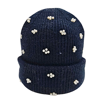 Women Knit Beanie With Pearl